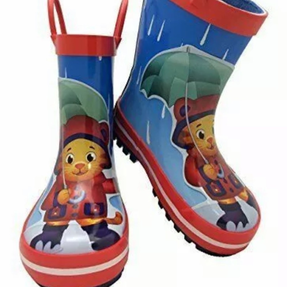 Daniel Tiger 5C rubber rain boots with handles